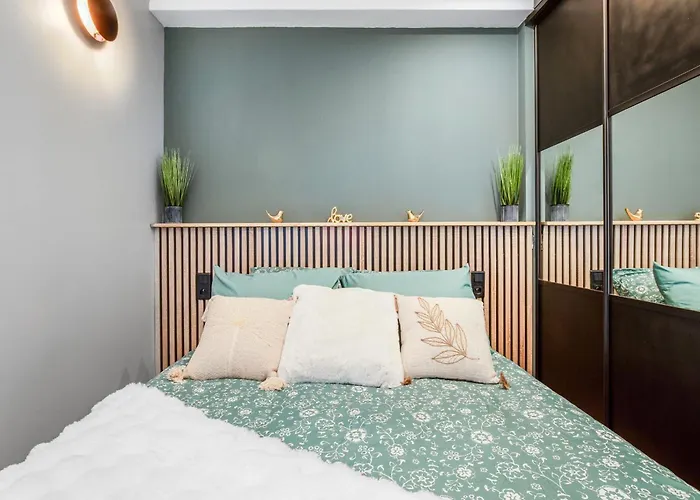 Appartamento Emeraude Vista Mare E Giardino Nel Cuore Del Villaggio Naturista *