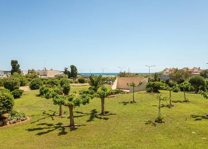 Emeraude Vista Mare E Giardino Nel Cuore Del Villaggio Naturista *