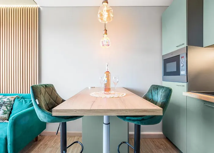 Emeraude Vista Mare E Giardino Nel Cuore Del Villaggio Naturista Appartamento Agde