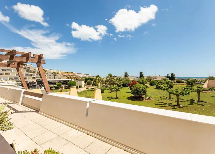 Emeraude Vista Mare E Giardino Nel Cuore Del Villaggio Naturista