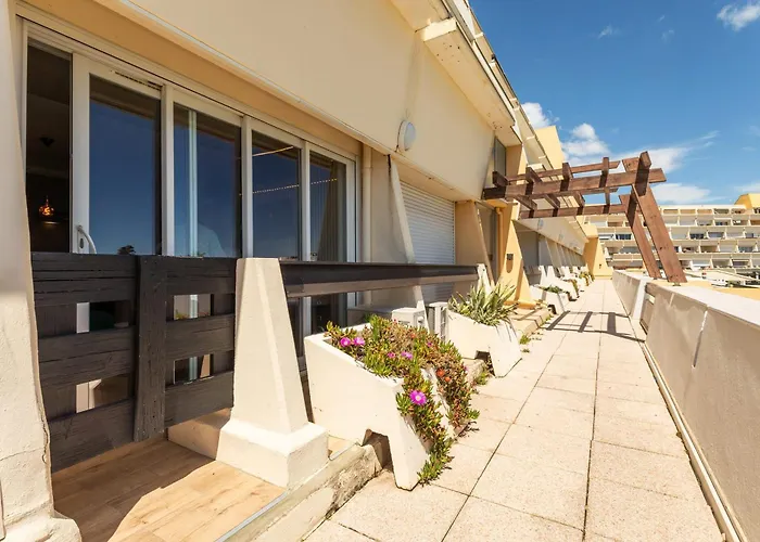 Appartamento Emeraude Vista Mare E Giardino Nel Cuore Del Villaggio Naturista